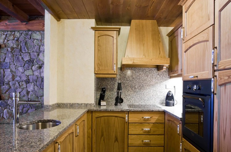Apartamentos Els Llacs Andorra cocina