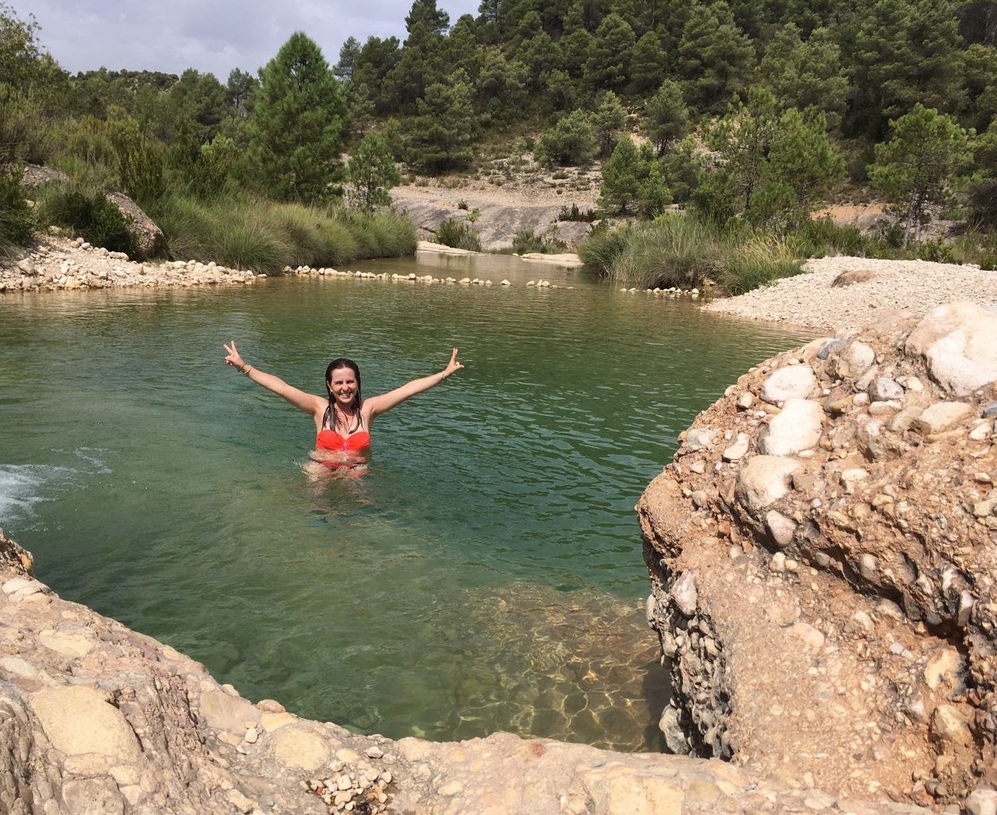 Yo en un tramo de las piscinas naturales de Albanyà en Girona