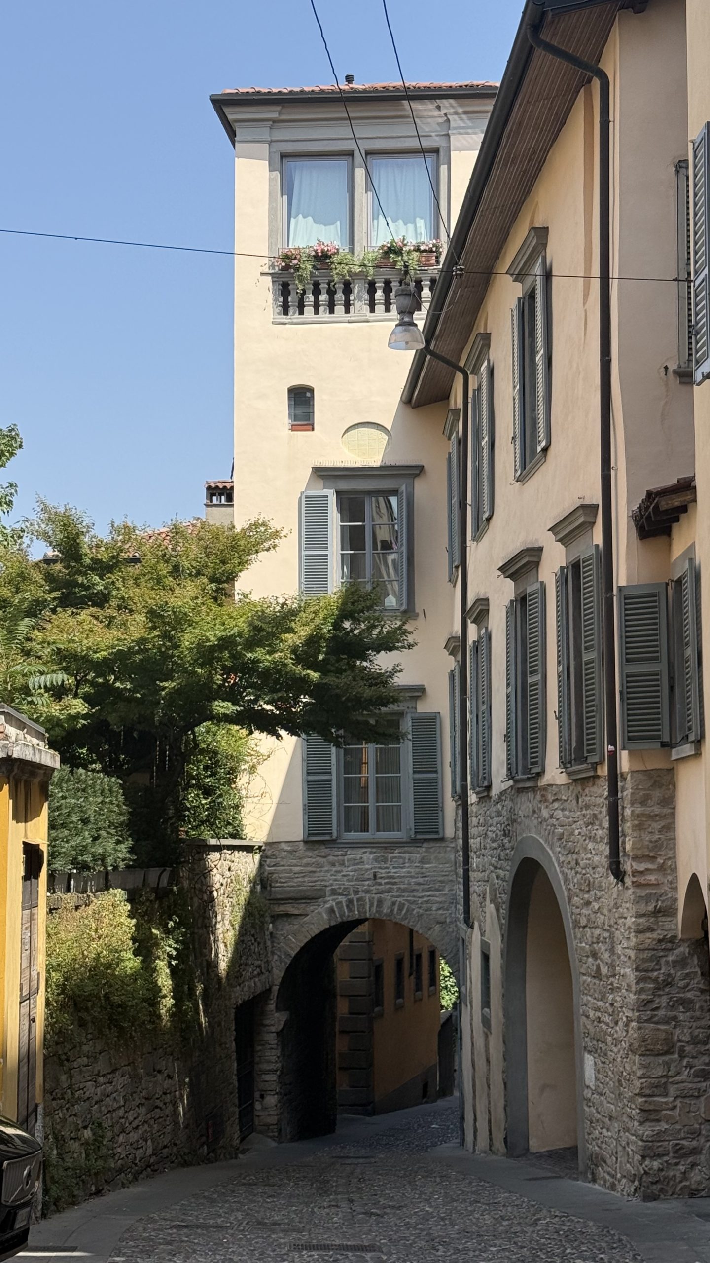 Via Tasso, una de las calles históricas de Bérgamo