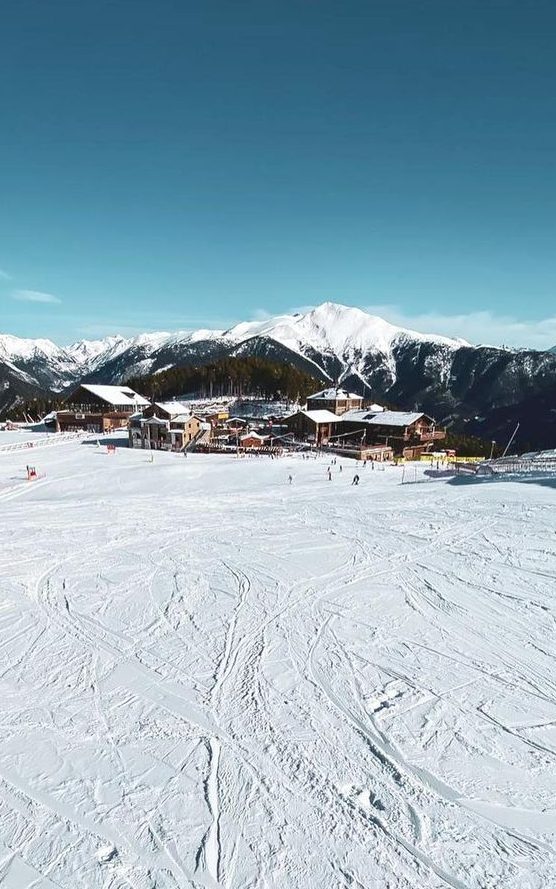 Zona de restauración de Vallnord.